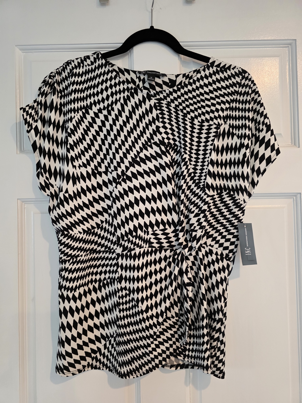 NWT INC International Concepts Black & White Optical Print Blouse